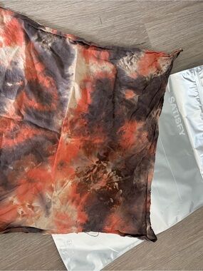 Rare Satisfy running Tie-Dye Orange and Brown Men's bandana